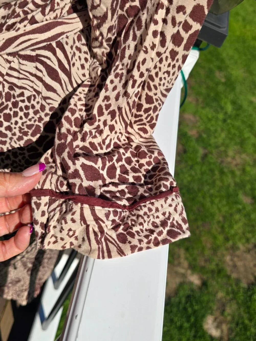 Ann Taylor Animal print robe, size L, VGUC